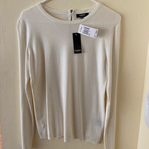 Women’s sweater
